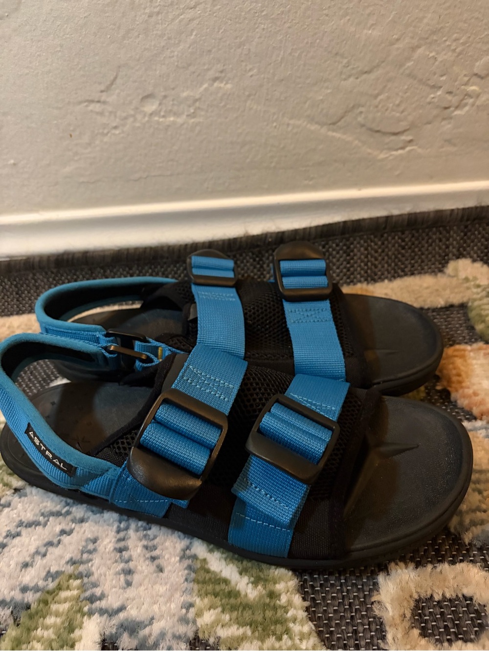 Astral women’s  sandals - Picture 2 of 6